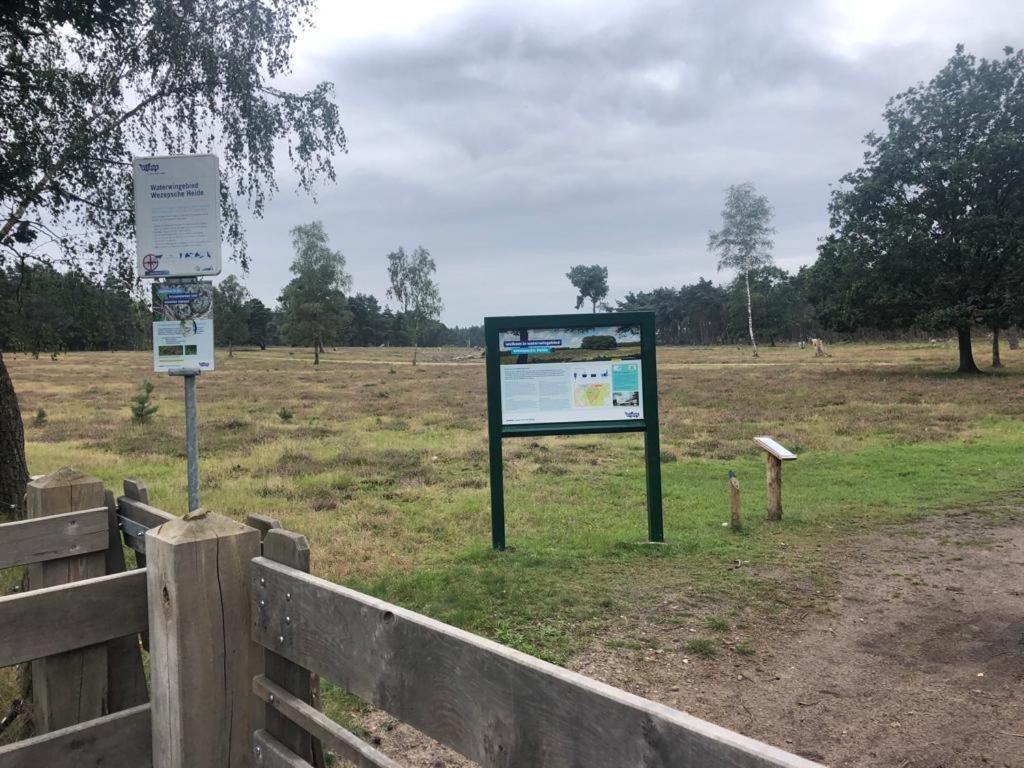 Vrijstaand Chalet In Bospark Villa Hattemerbroek Eksteriør billede